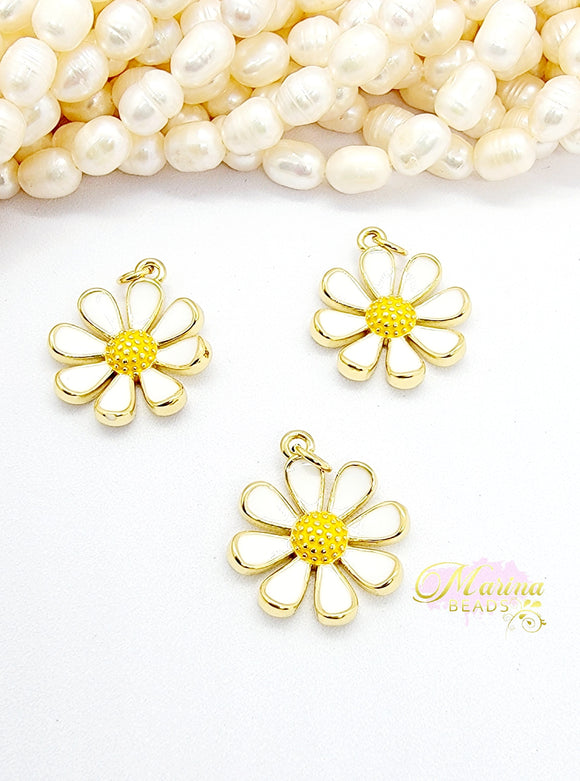 Gold plated daisy flower