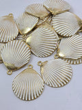 Alloy pendant scallop