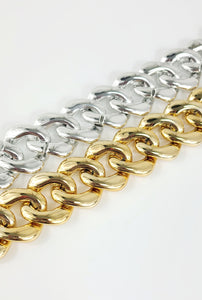 Acrylic curb chains